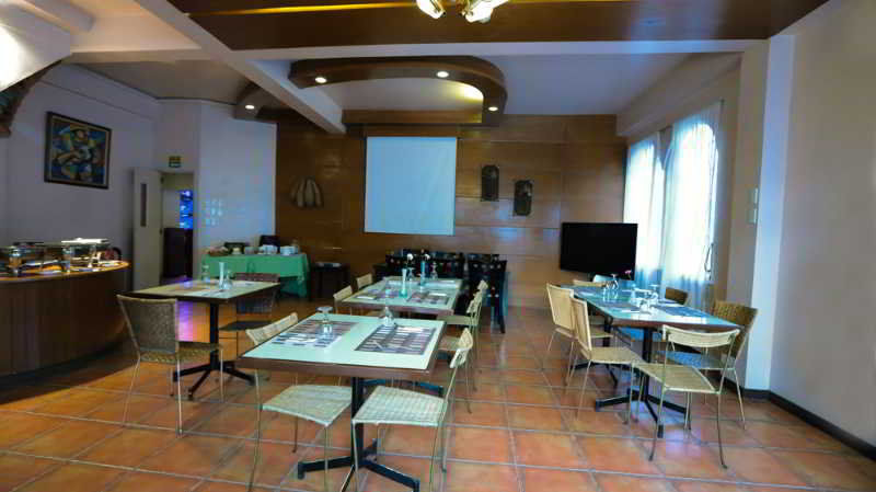 Hotel La Corona De Lipa Lipa City Екстер'єр фото
