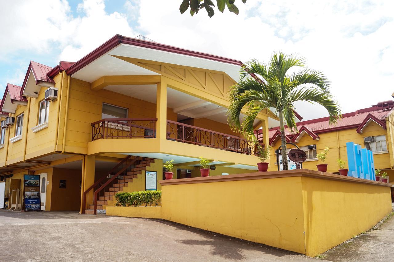 Hotel La Corona De Lipa Lipa City Екстер'єр фото